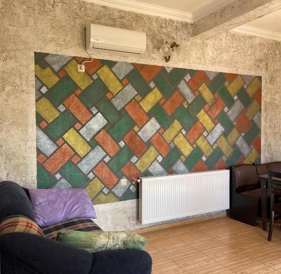 پانسیون Sun Kissed