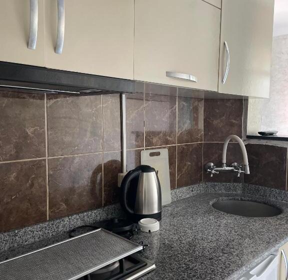 پانسیون Sun Kissed