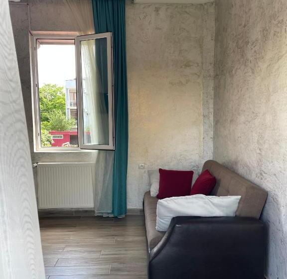 پانسیون Sun Kissed