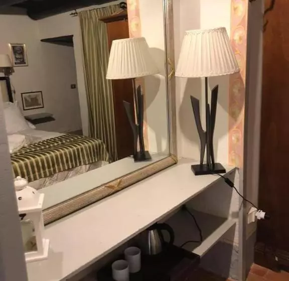 Hotelli Albergo Le Casaline