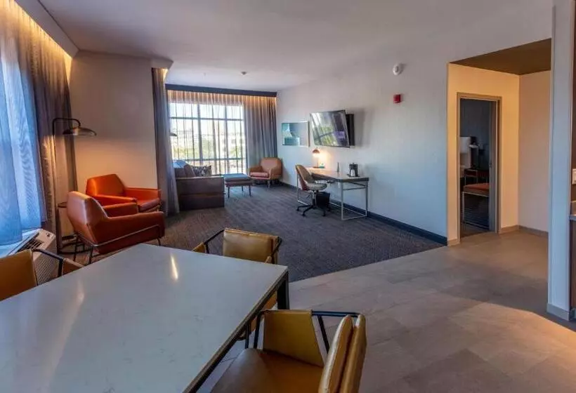 Hotelli Courtyard Rochester Downtown