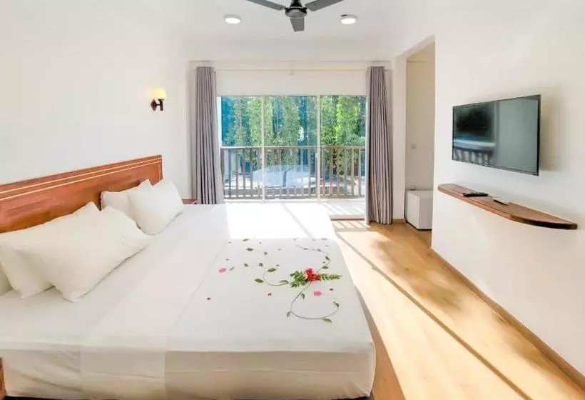 هتل Dhonkamana Stay