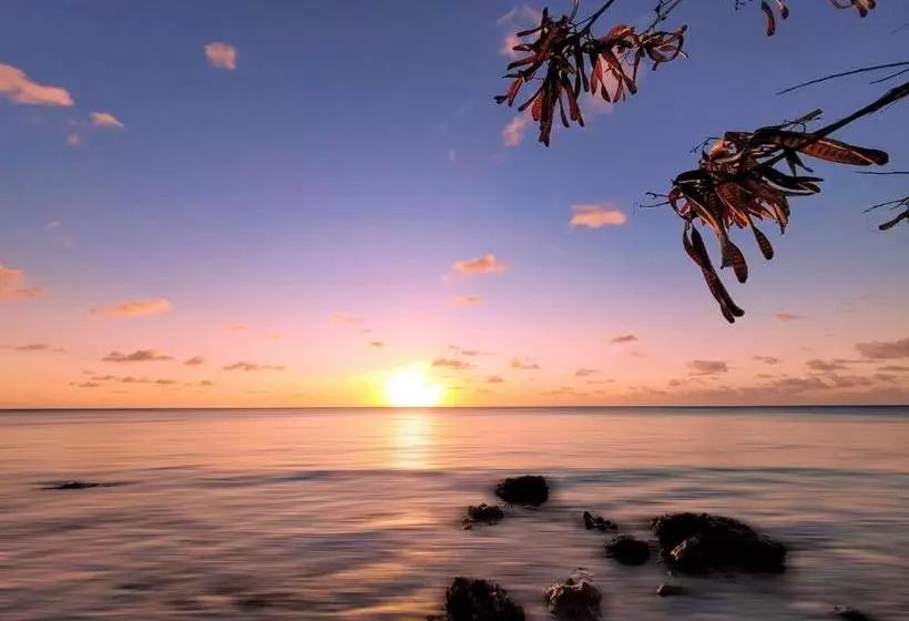 هتل Dhonkamana Stay