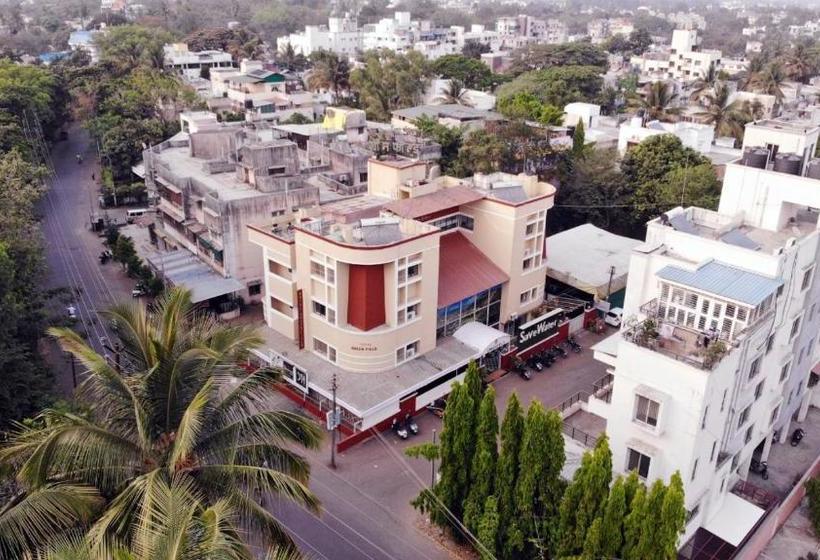 فندق Green Field