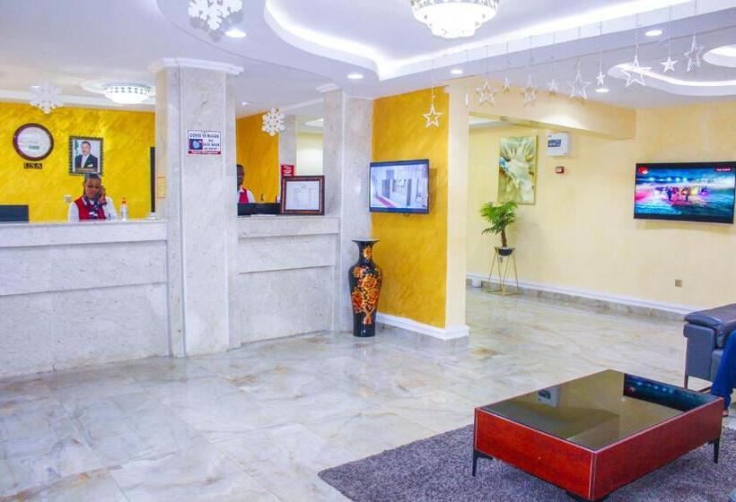 هتل Hilton Leisure Resort