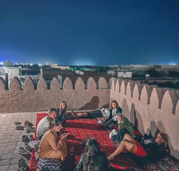 فندق Kala Khiva