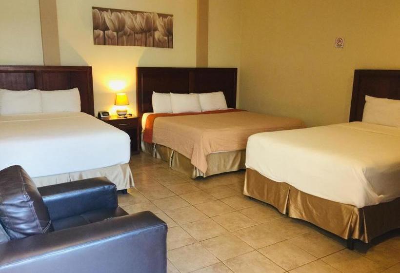 هتل Primavera Boutique