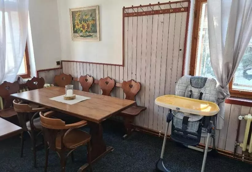 Majatalo Horský Penzion U Splavu