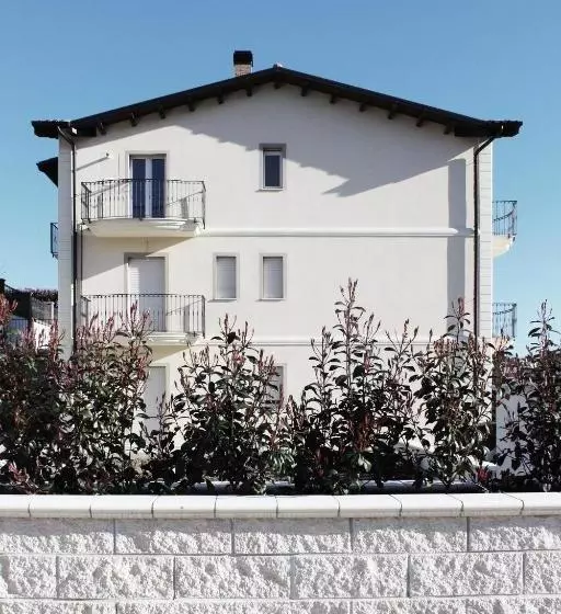 پانسیون Regenzio