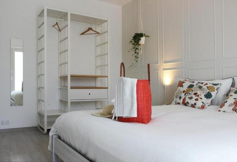 پانسیون Regenzio