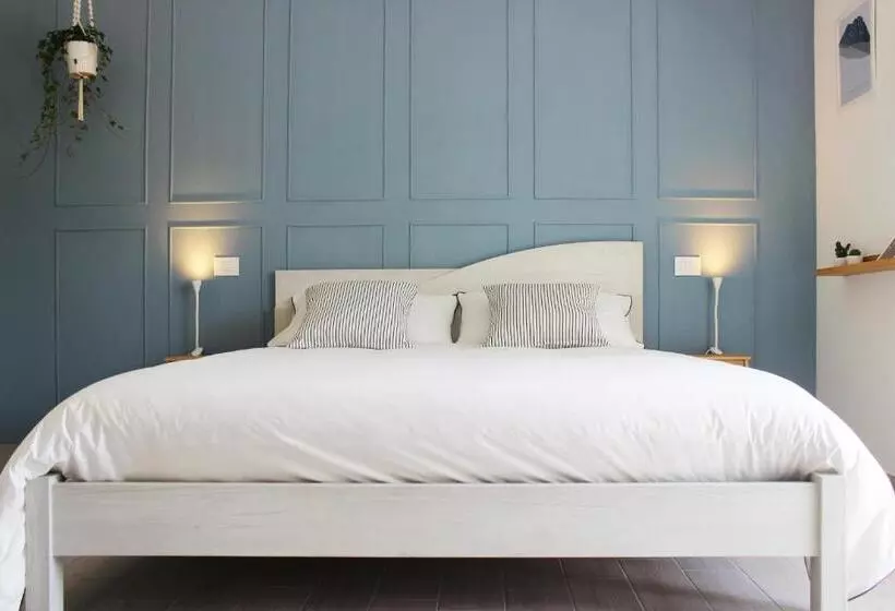 پانسیون Regenzio