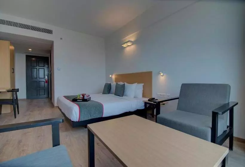 هتل Oyo 80681 Oyo Townhouse Mahalakshmi