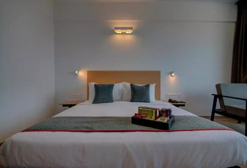 هتل Oyo 80681 Oyo Townhouse Mahalakshmi