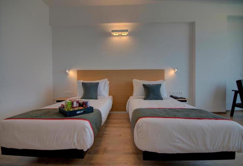 Hotelli Oyo 80681 Oyo Townhouse Mahalakshmi