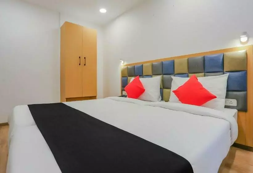 هتل Oyo 80681 Oyo Townhouse Mahalakshmi