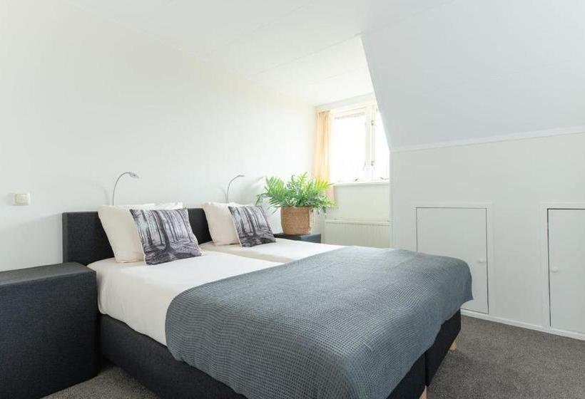 אתר נופש Luxury Group Accommodation For 14 People