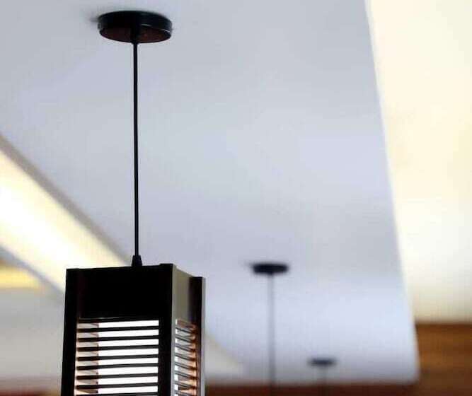 Shrigo Hotel Royal Villa Hall Gate