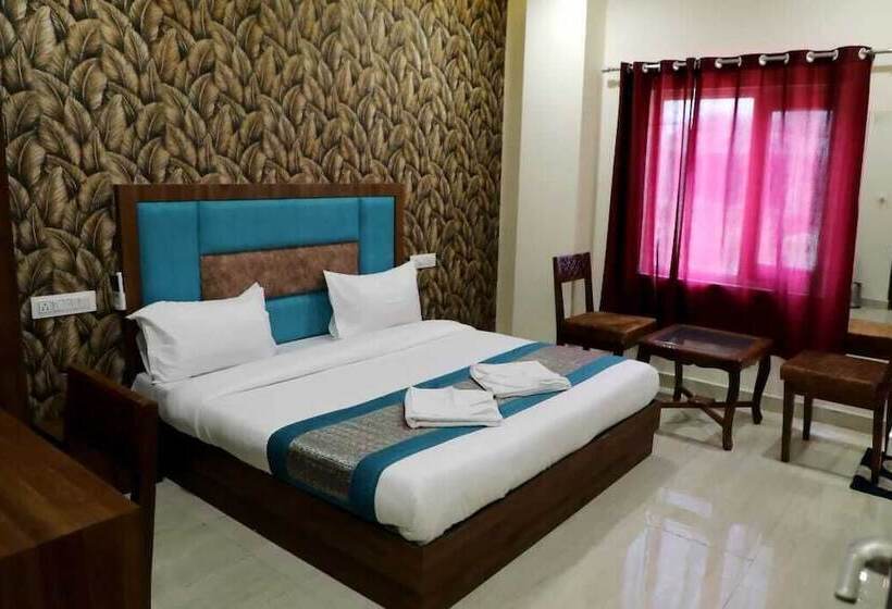 Shrigo Hotel Royal Villa Hall Gate