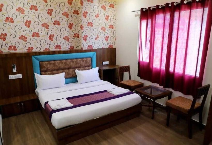 Shrigo Hotel Royal Villa Hall Gate