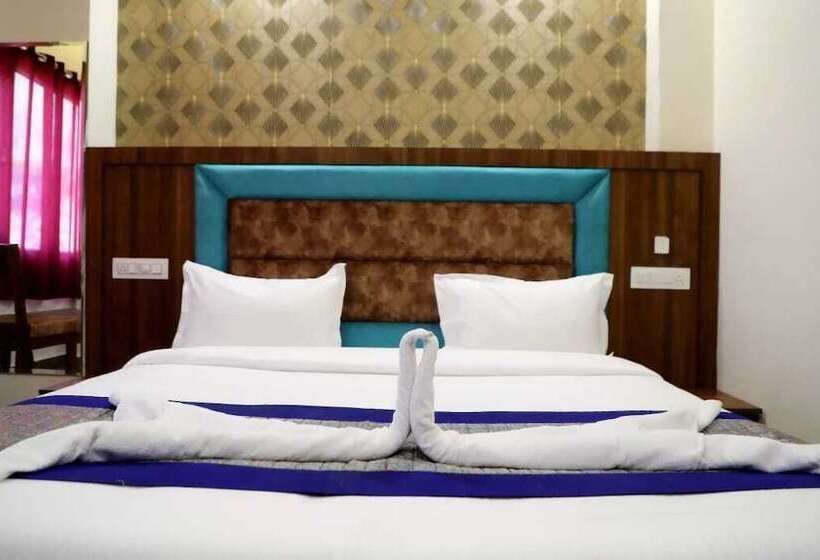 Shrigo Hotel Royal Villa Hall Gate