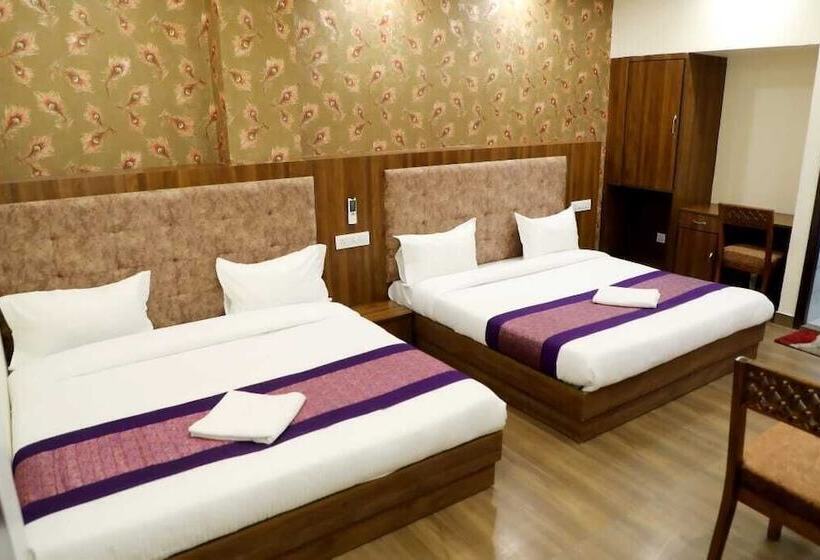 Shrigo Hotel Royal Villa Hall Gate