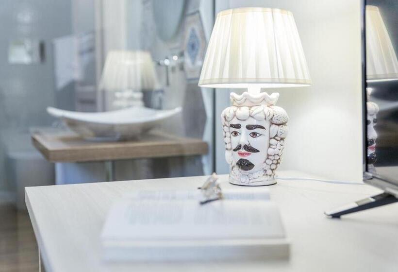 مبيت وإفطار Kèramos Luxury Rooms