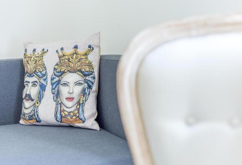 مبيت وإفطار Kèramos Luxury Rooms