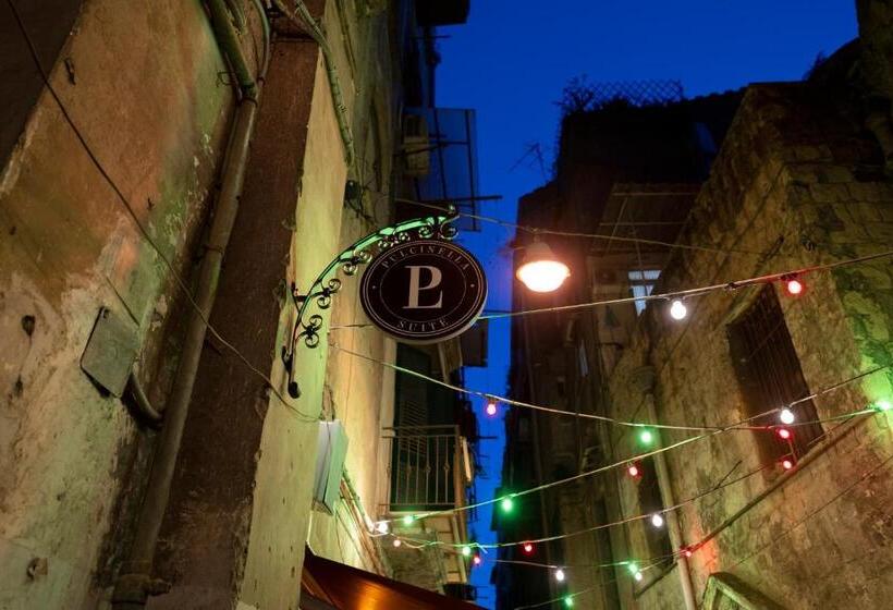 تختخواب و صبحانه Pulcinella Suite