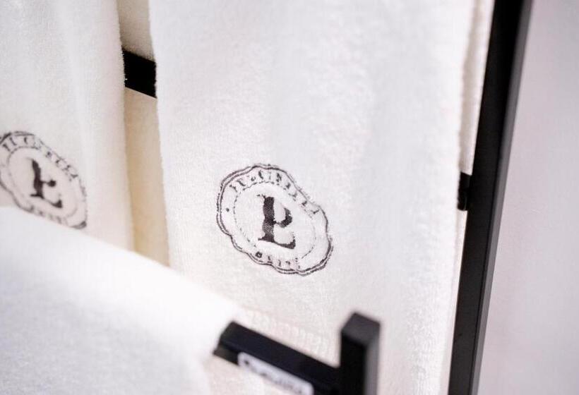 تختخواب و صبحانه Pulcinella Suite