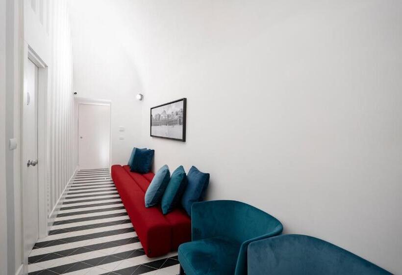 تختخواب و صبحانه Pulcinella Suite