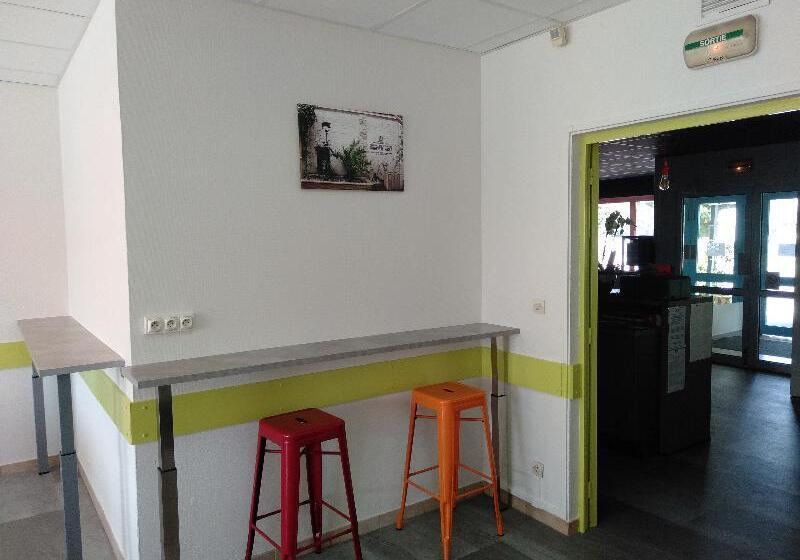 هتل Urban Style Arl