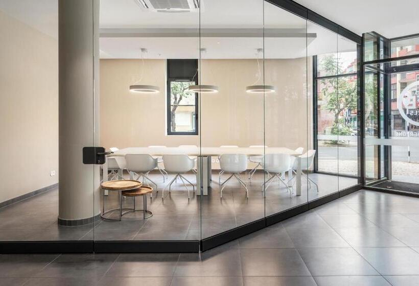 B&b Hotel Lisboa Montijo