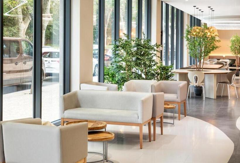 B&b Hotel Lisboa Montijo