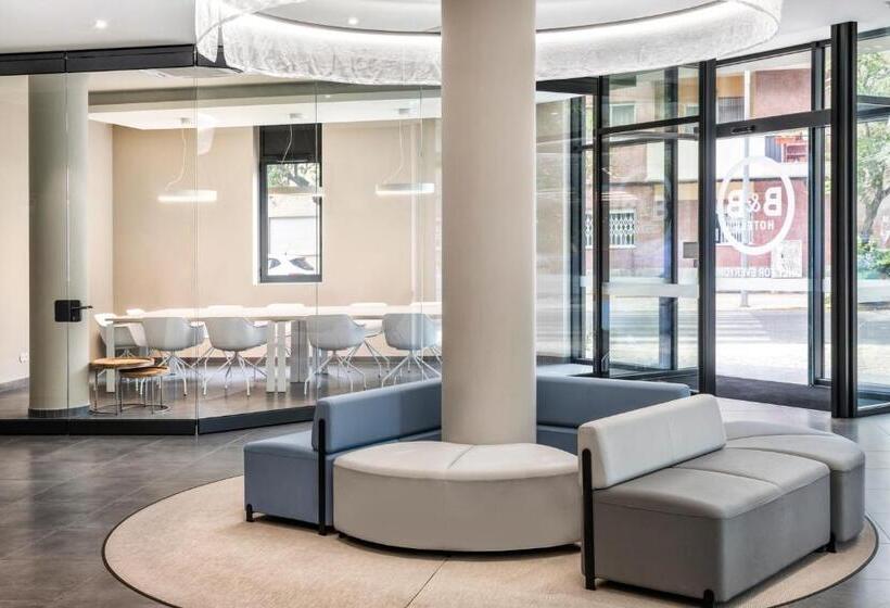 B&b Hotel Lisboa Montijo