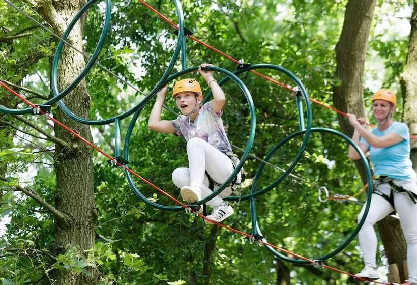 Hotelli Het Heijderbos By Center Parcs