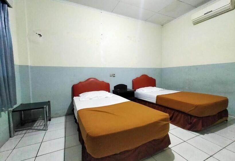 Hotel Nirwana Ternate Redpartner