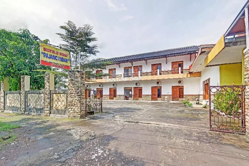 Hôtel Oyo 90446  Pajang Indah