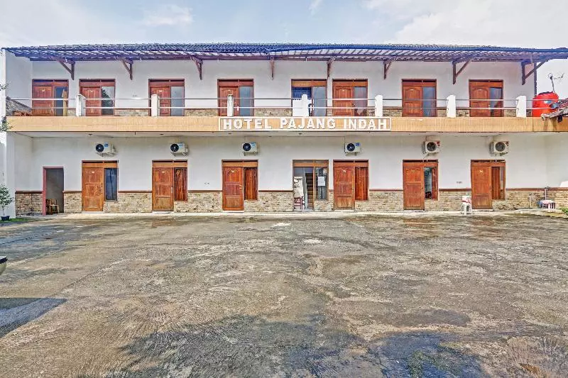 Hôtel Oyo 90446  Pajang Indah
