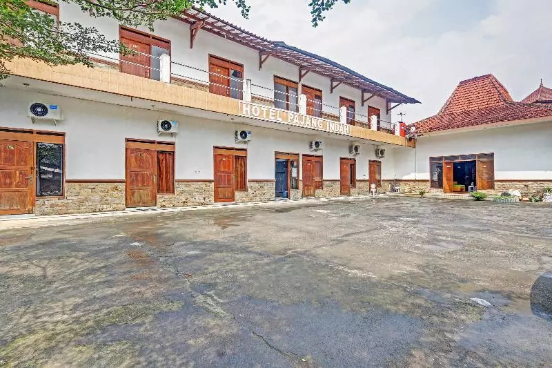 Hôtel Oyo 90446  Pajang Indah