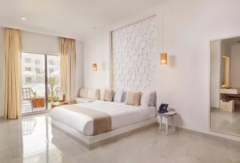 هتل Tanoak Resort