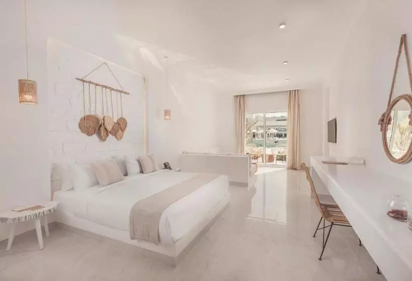 هتل Tanoak Resort