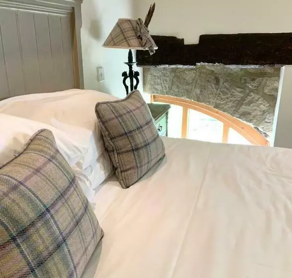 Hotelli The Sportsman S Arms