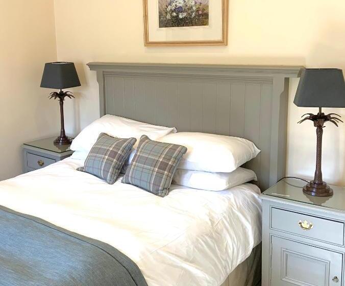 Отель The Sportsman S Arms