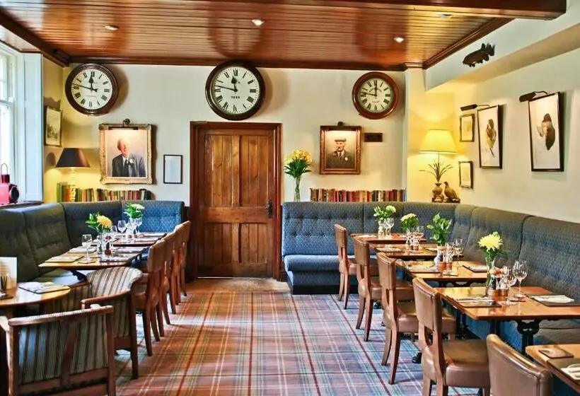 Hotelli The Sportsman S Arms