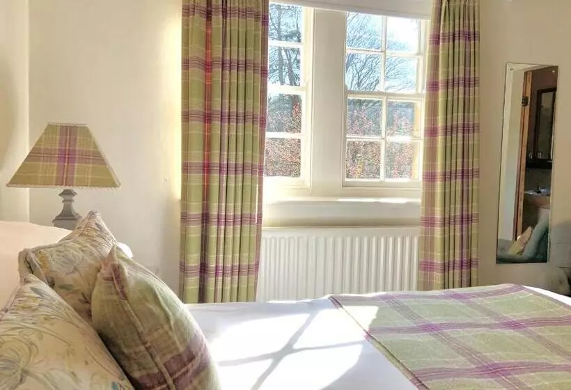 Hotelli The Sportsman S Arms