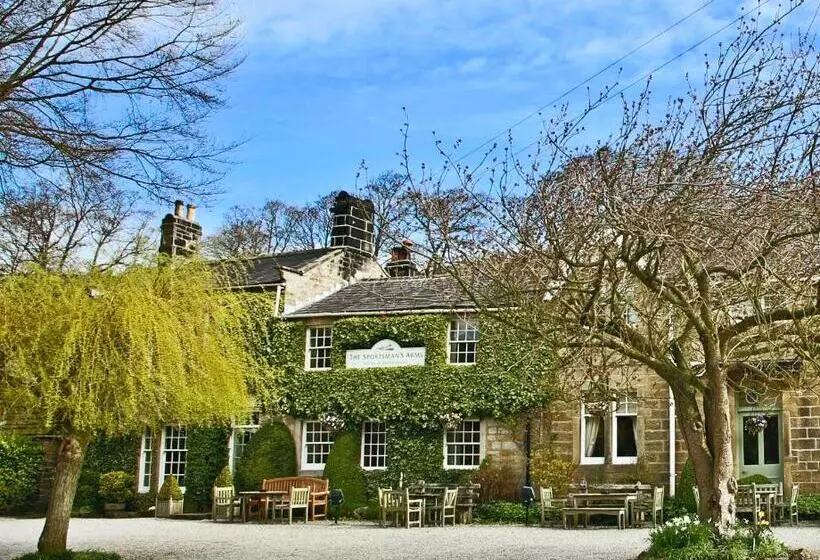Hotelli The Sportsman S Arms