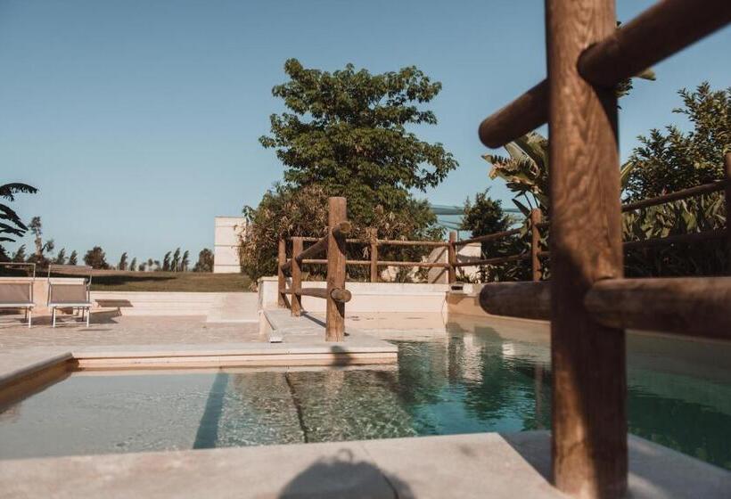 استراحتگاه Relais Borgo Segine