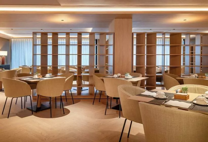 Ac Hotel Atocha By Marriott