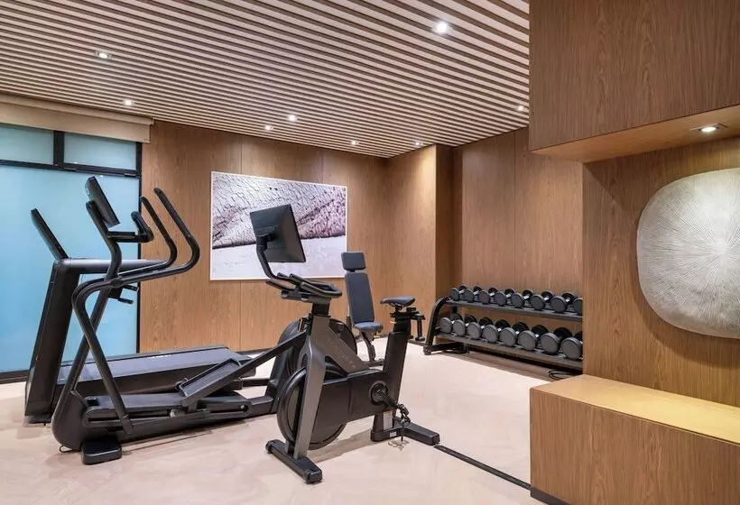 Ac Hotel Atocha By Marriott