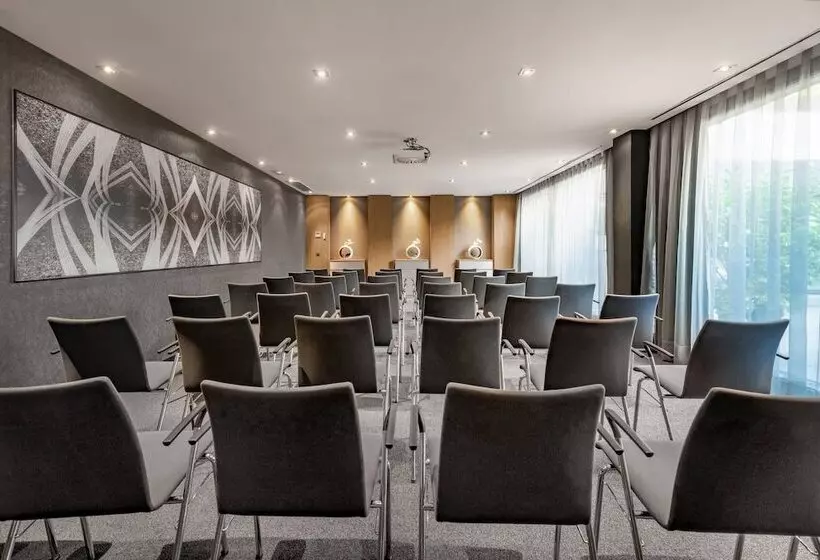 Ac Hotel Atocha By Marriott